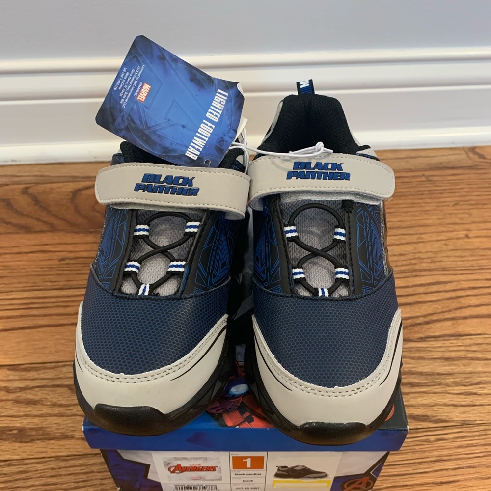 Black Panther Sneakers 👟